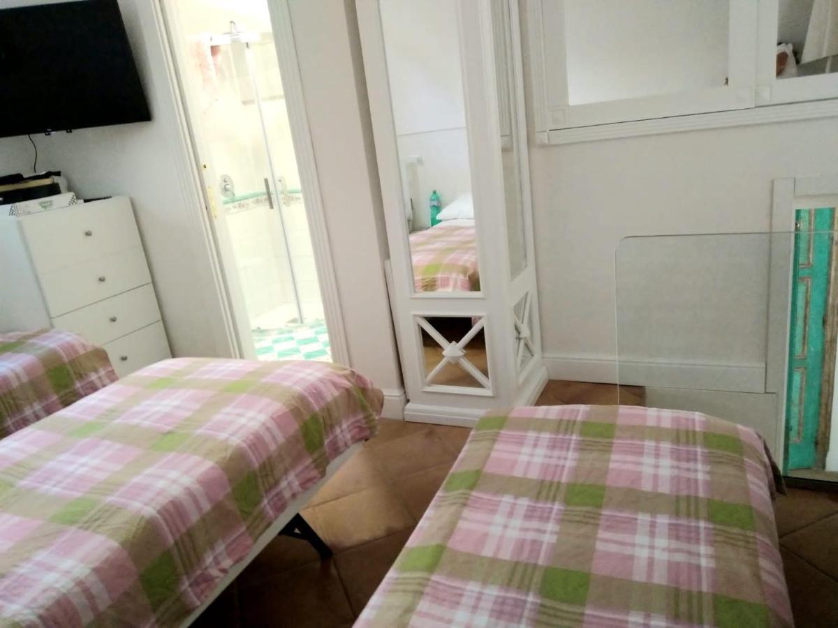 Luxury House In Villa Pompeiana Via Camerelle Con Terrazza Vista Mare カプリ エクステリア 写真